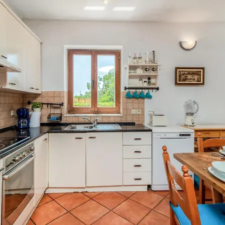 Σπίτι διακοπών 4 Bedroom Gorgeous In *